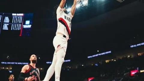 石宇奇勇夺全英公开赛男单冠军